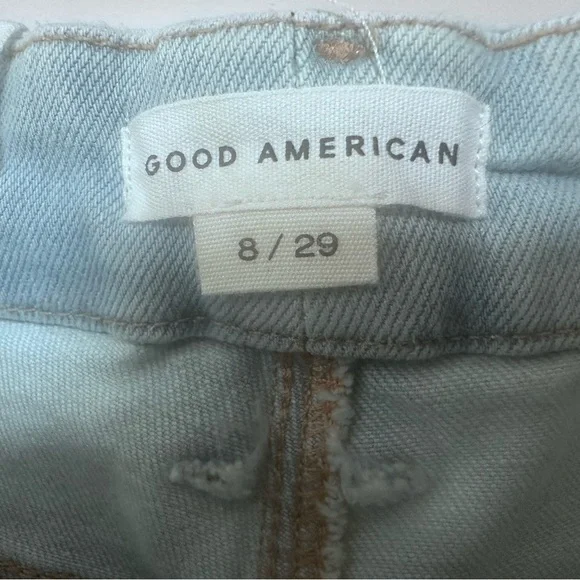NWT Good American Good Legs Crop Light Wash Jeans Size 8/29 - Picture 5 of 6